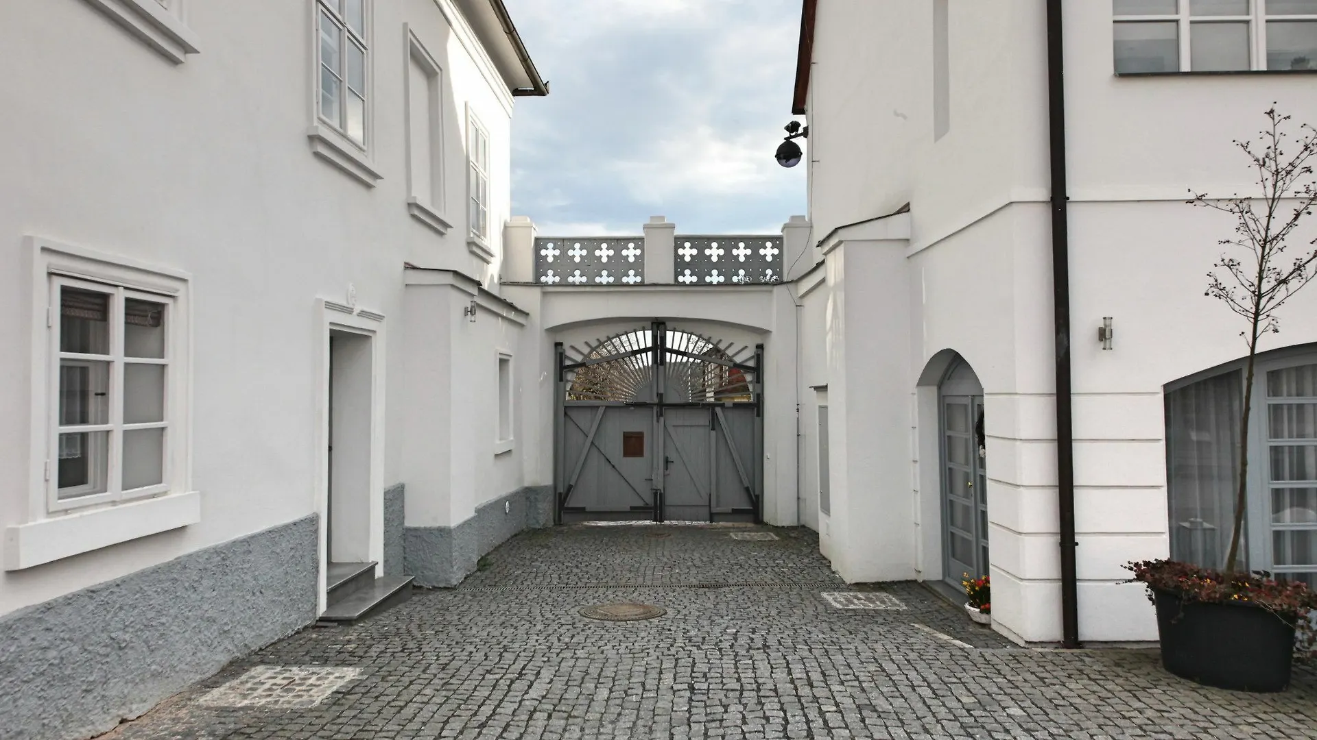Apartment St. Terezie - Baroque Residence Prag